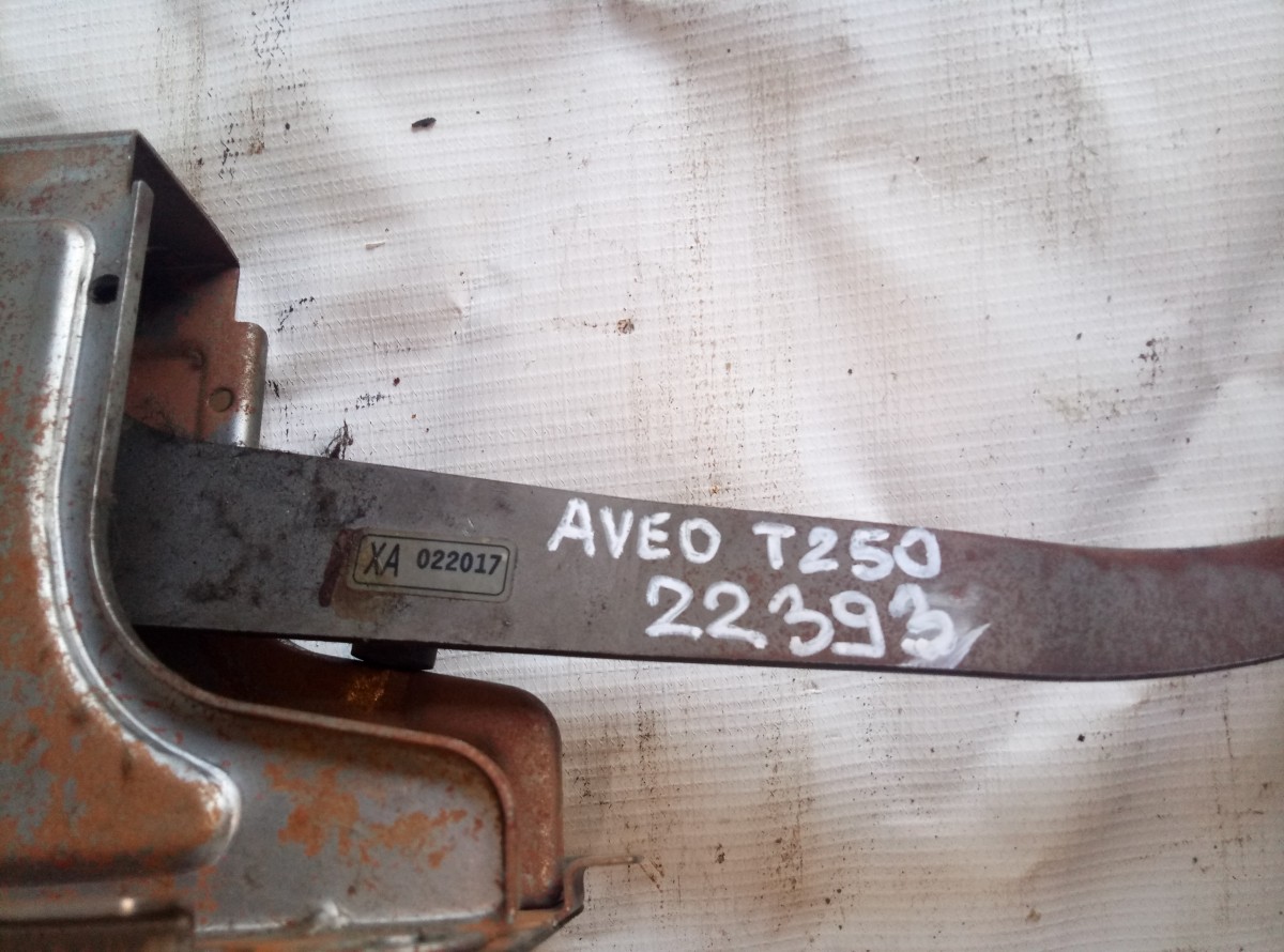 Педаль сцепления Chevrolet Aveo T250  на Chevrolet Aveo T250