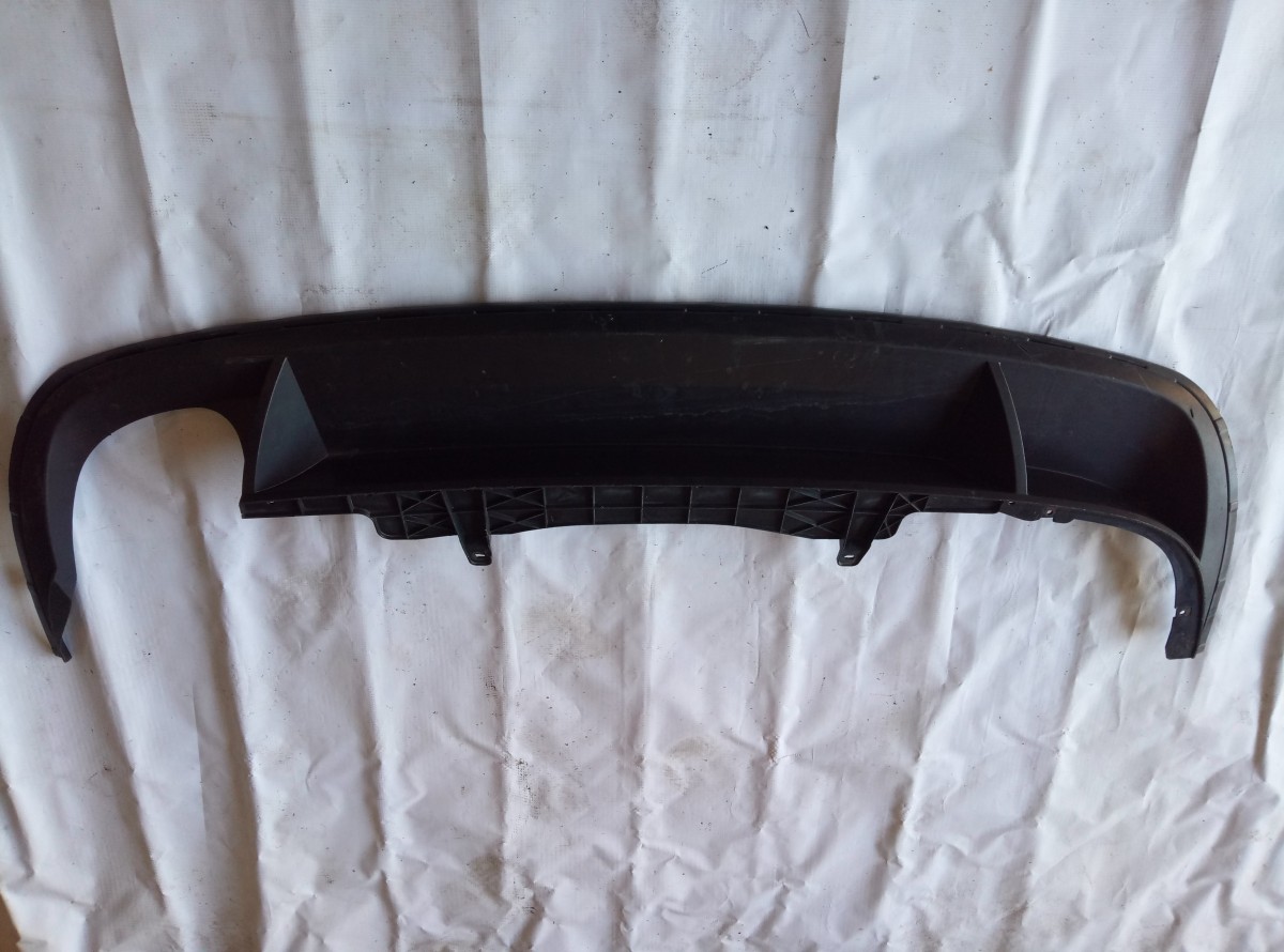 Юбка заднего бампера Volkswagen Passat B7 3AE807521A на Volkswagen Passat VII (B7)