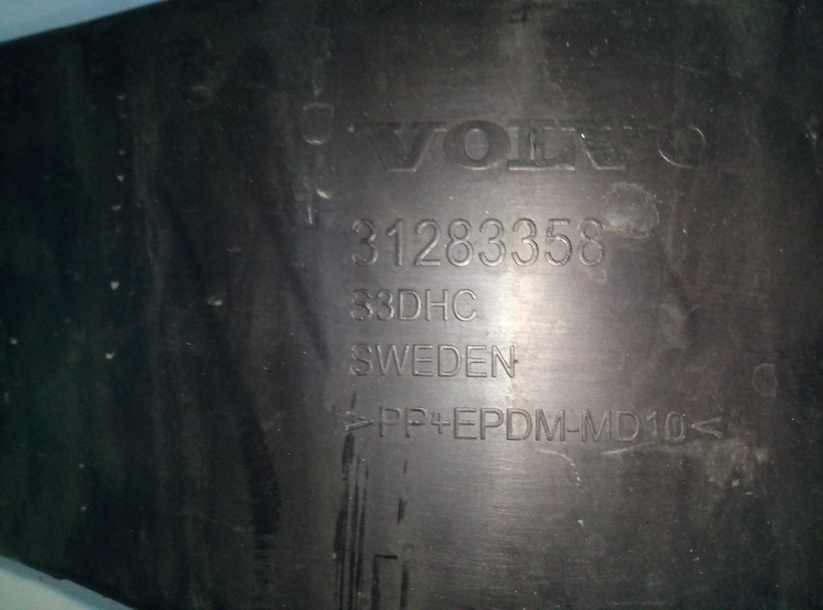 Абсорбер переднего бампера Volvo XC60 на Volvo XC60 
