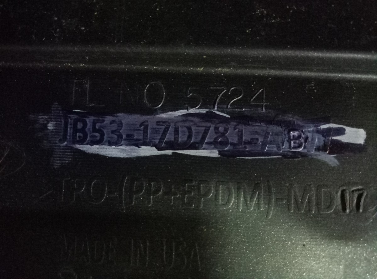 Бампер задний Ford Explorer 5      JB5317D781ABW на Ford Explorer V