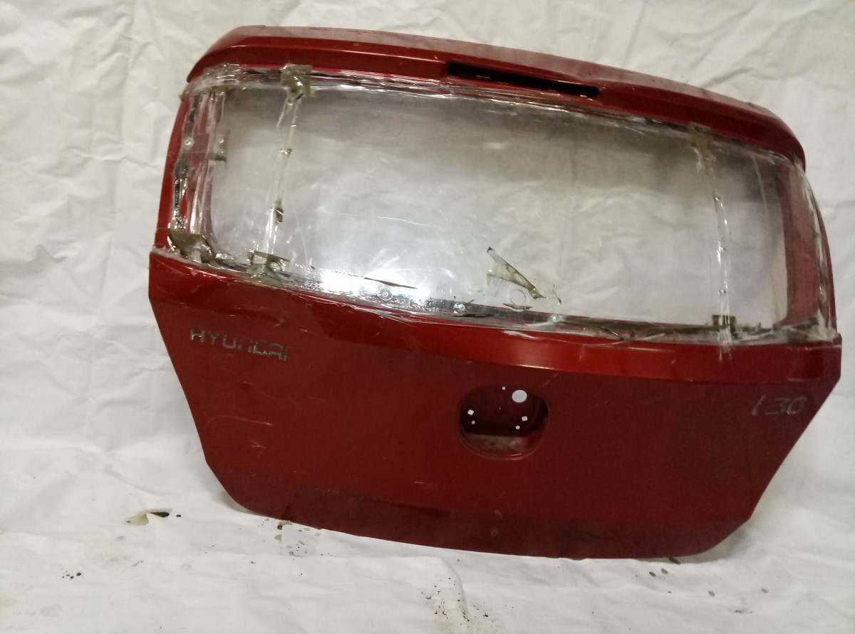 Крышка багажника Hyundai I30 2007-2012  на Hyundai i30 