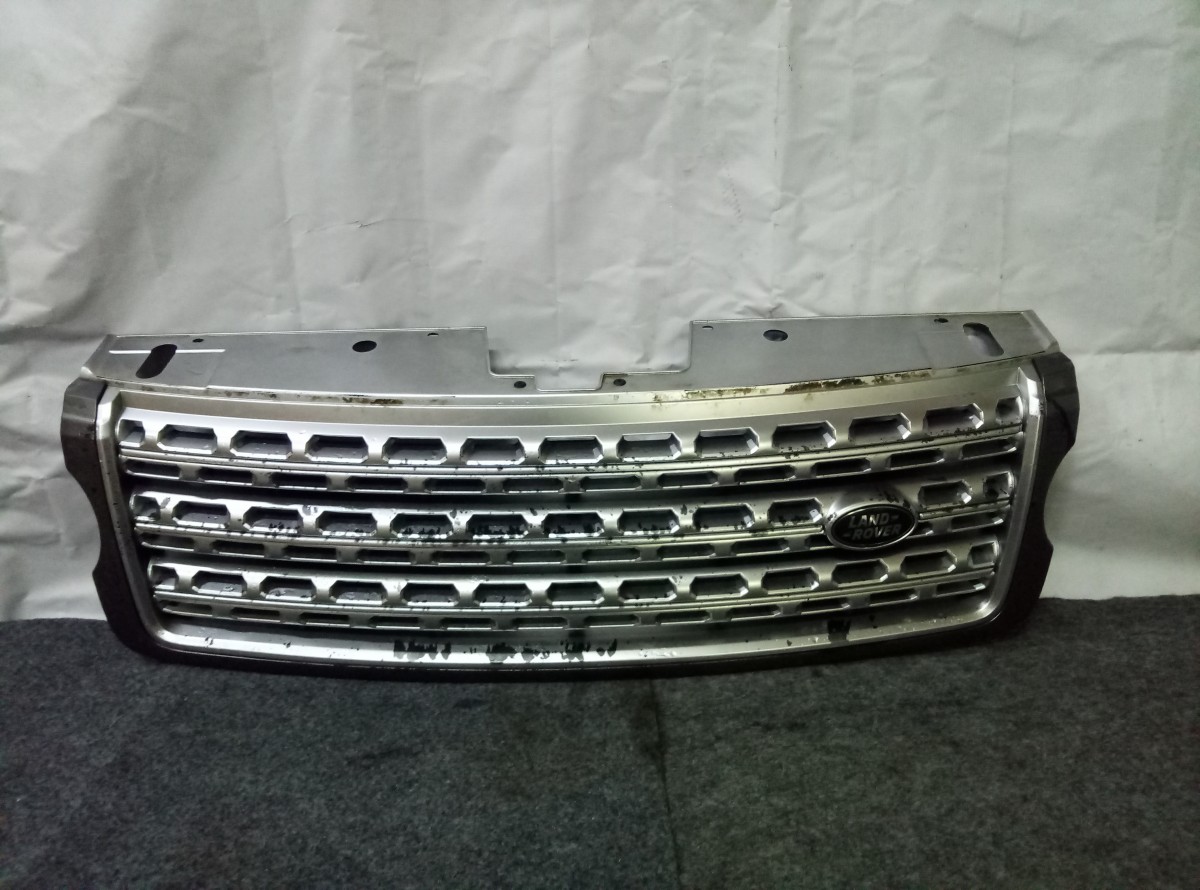 Решетка радиатора Range Rover Vogue  на Land Rover Range Rover IV