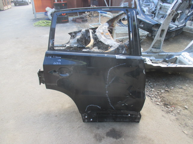 Дверь задняя правая Volkswagen Tiguan  2011-2016 на Volkswagen Tiguan 
