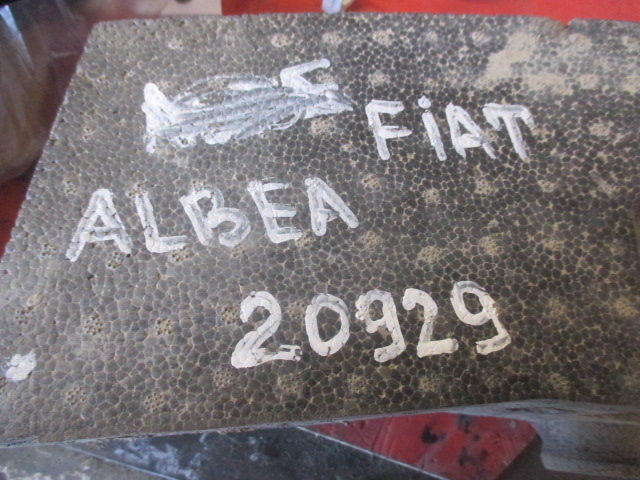 Наполнитель заднего бампера Fiat AlbeaРестайлинг 2004-2012 на Fiat AlbeaРестайлинг