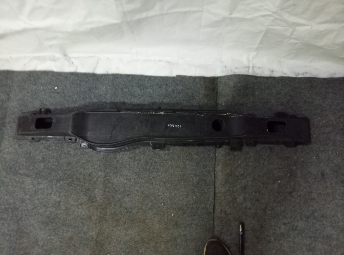 Усилитель бампера Hyundai I30 2011 [866312R000] на Hyundai i30 