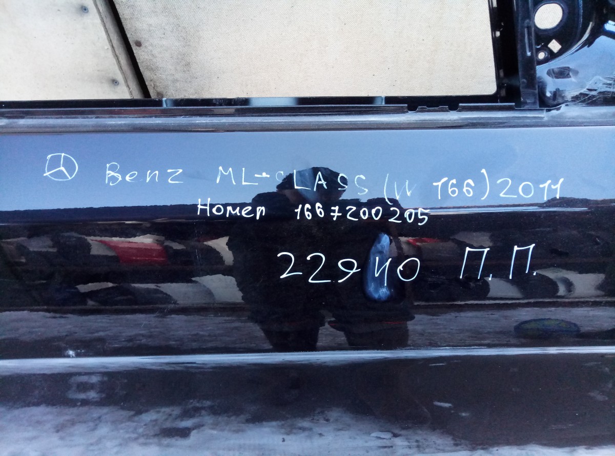 Дверь правая передняя Mercedes GL-klasse X166  на Mercedes-Benz GL-Class X166