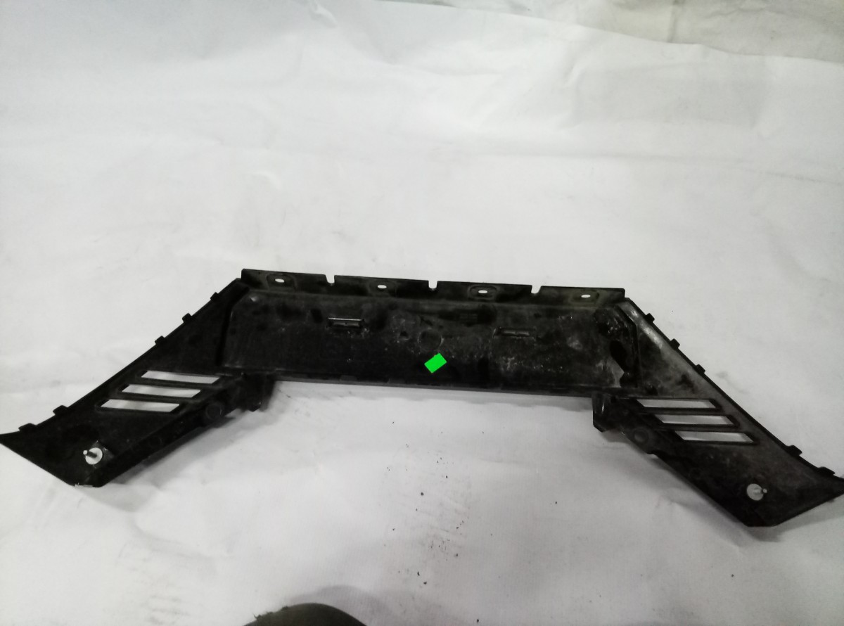 Накладка переднего бампера Nissan Qashqai J11    62070HV00A на Nissan Qashqai J11