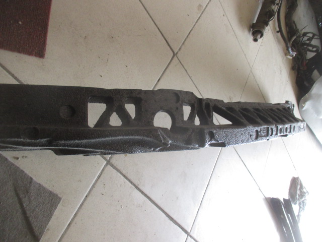 Наполнитель переднего бампера BMW 3-Series (F3x) 2011-2016 на BMW 3-Series (F3x)