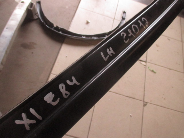Рейлинг левый (планка на крышу) BMW X1 (E84) 2009-2012 на BMW X1 (E84)