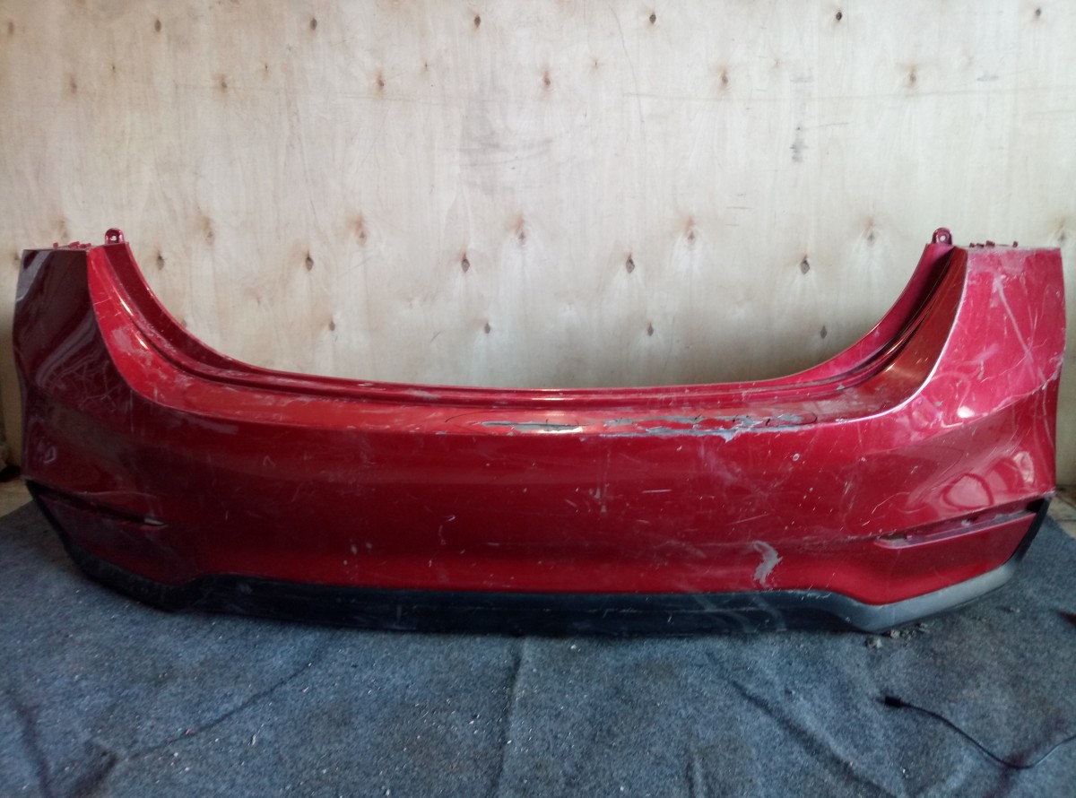 Бампер задний на Hyundai Solaris 