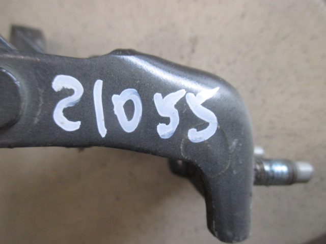 Петля двери задней Suzuki SX4 (Classic) 2006-2009 на Suzuki SX4 (Classic)
