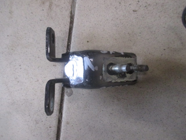 Петля двери задней Suzuki SX4 (Classic) 2006-2009 на Suzuki SX4 (Classic)
