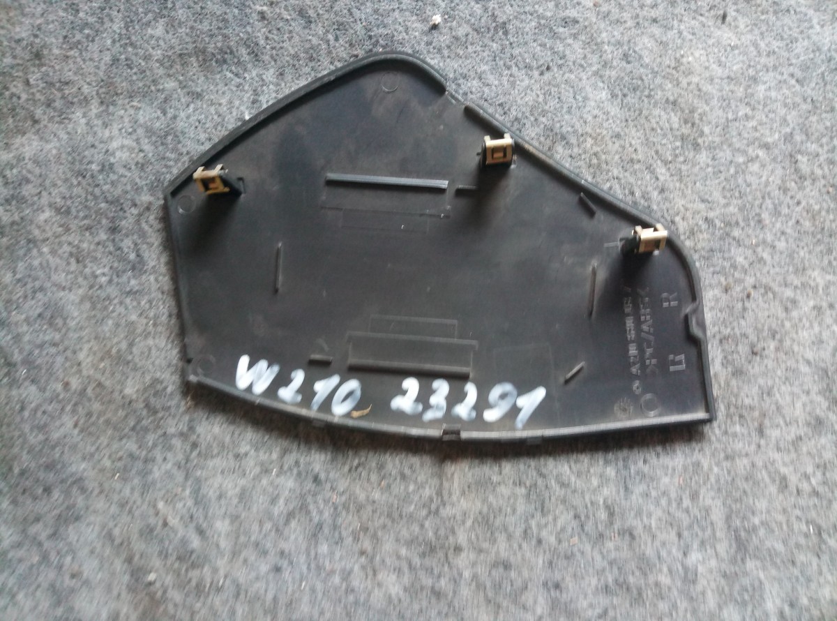 Накладка декоративная Mercedes W210 передняя правая на Mercedes-Benz C-Class W204