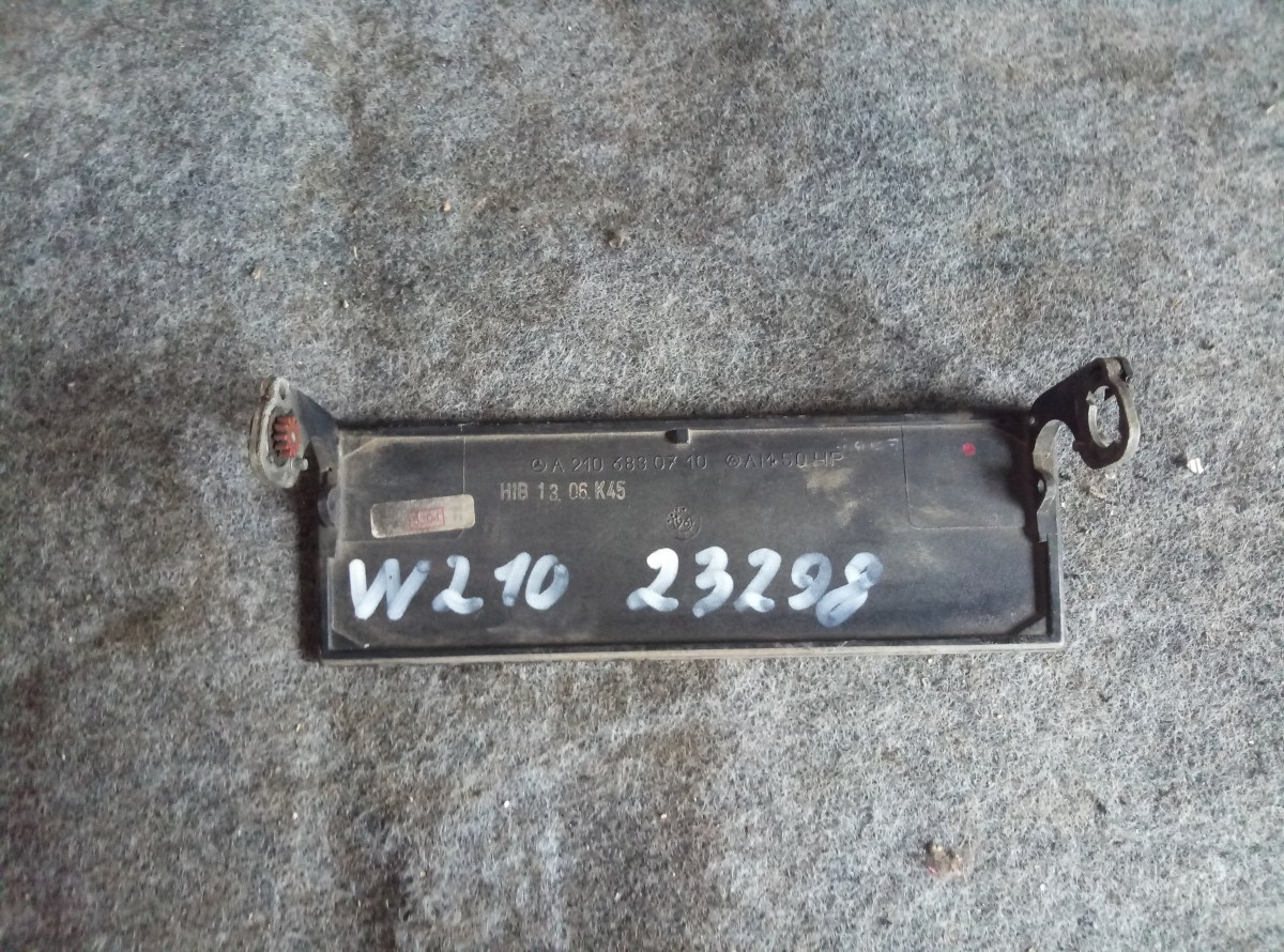 Накладка декоративная Mercedes W210 на Mercedes-Benz C-Class W204