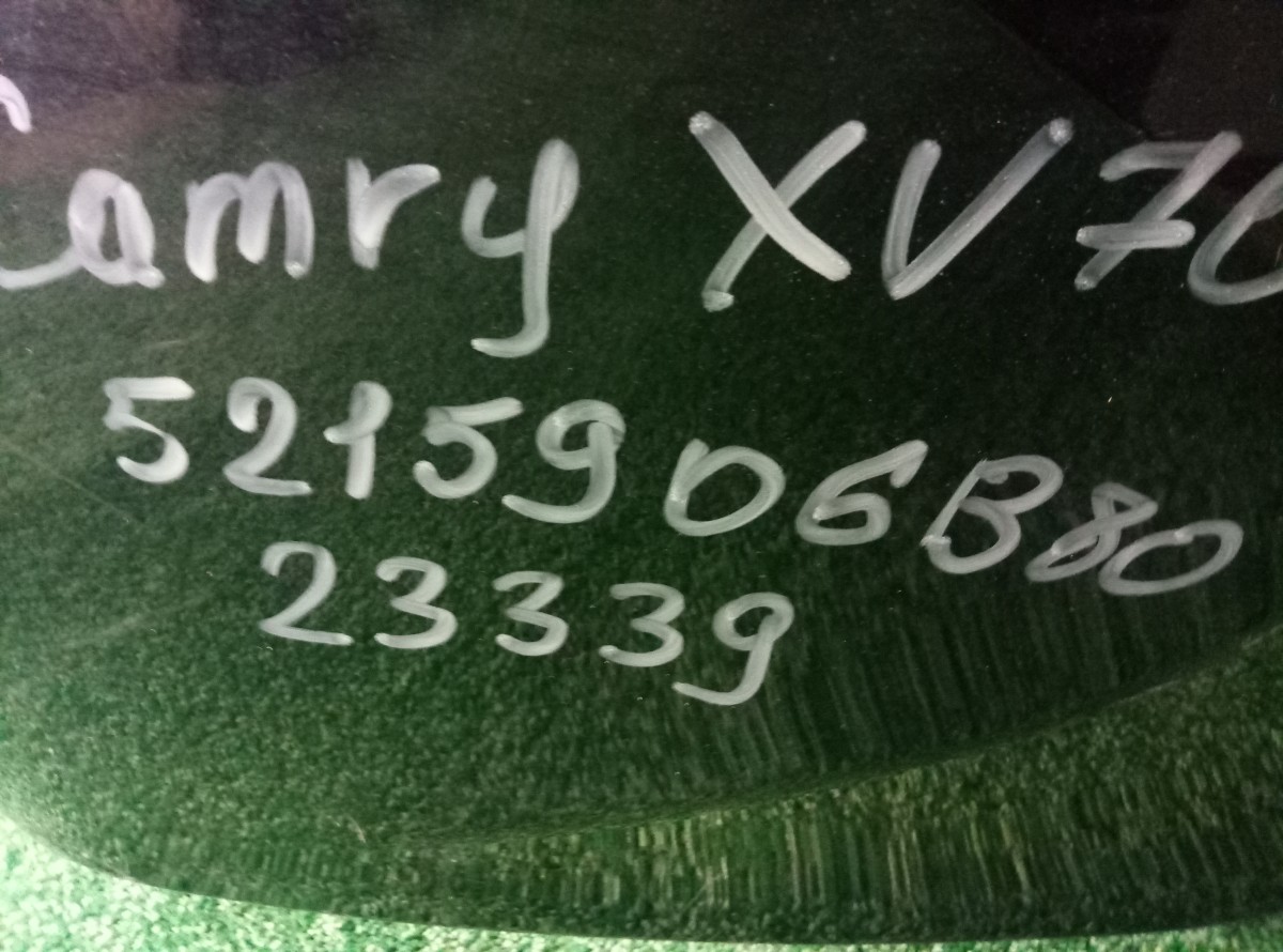 Бампер задний Toyota Camry XV70 на Toyota Camry V50