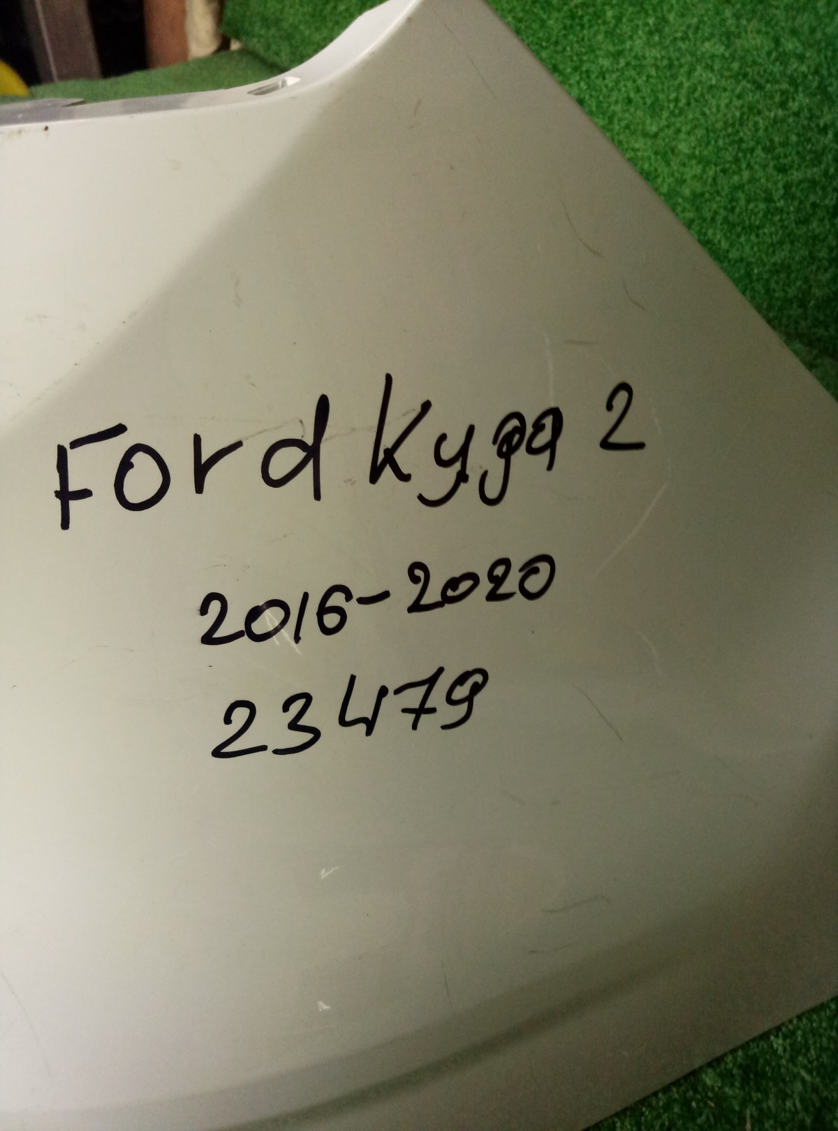 Бампер задний правый Ford Kuga 2 2012  на Ford Kuga 