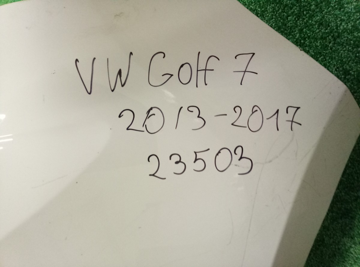 Бампер задний Volkswagen Golf 7 2013-2017 на Volkswagen Golf VII