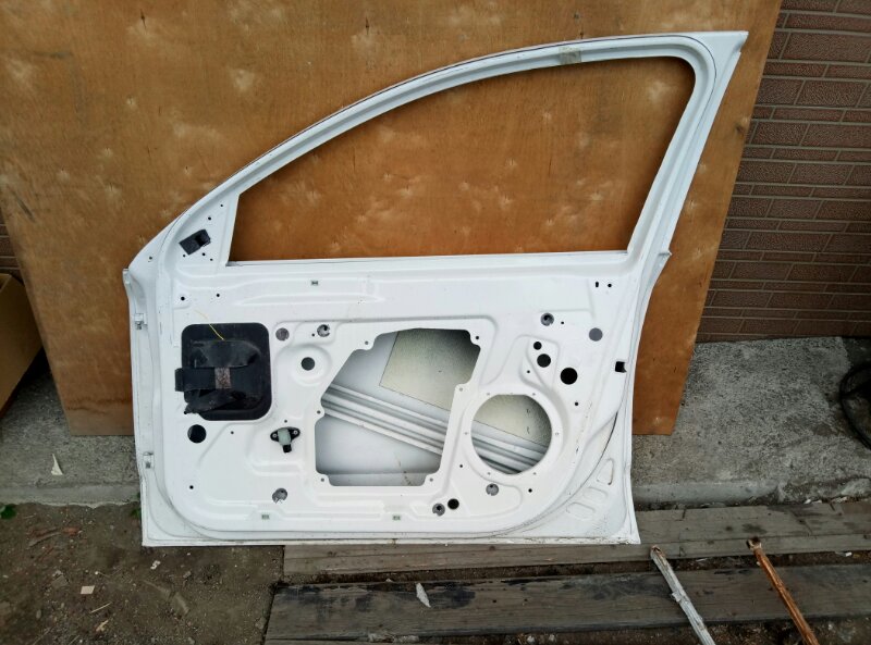 Дверь передняя правая Skoda Superb 2 2008-2013 на Skoda Superb 2