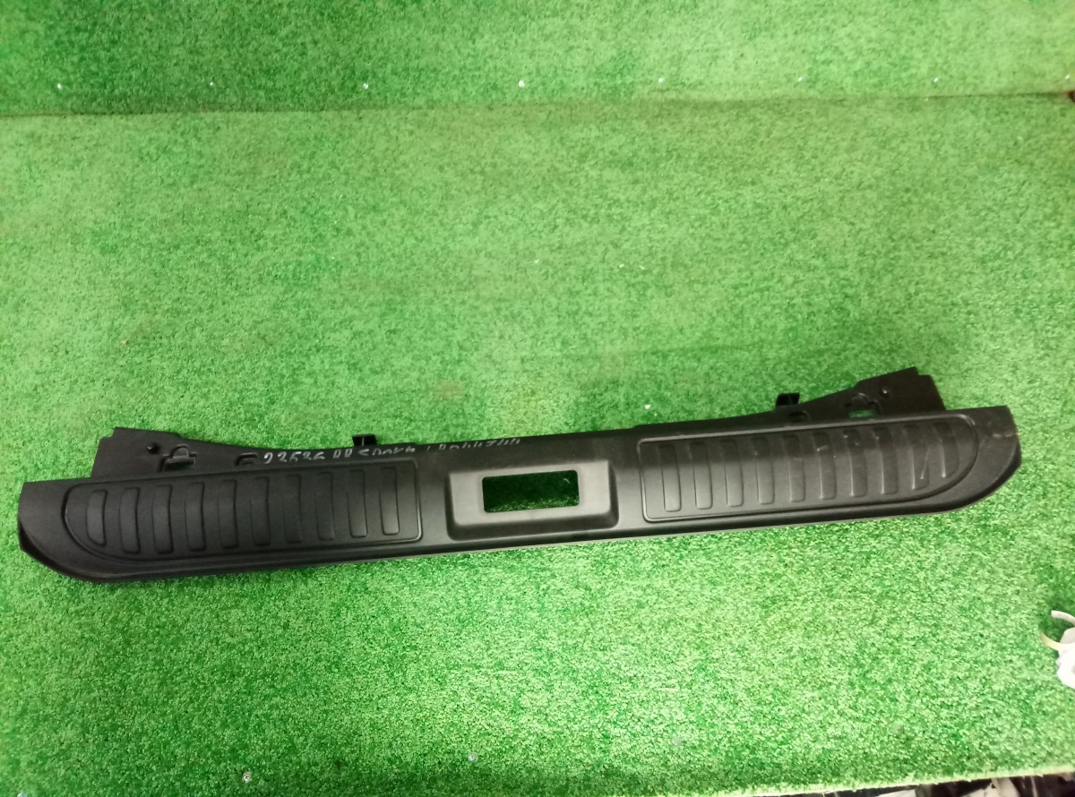 Накладка замка багажника Range Rover Sport  на Land Rover Range Rover Sport  (L320)