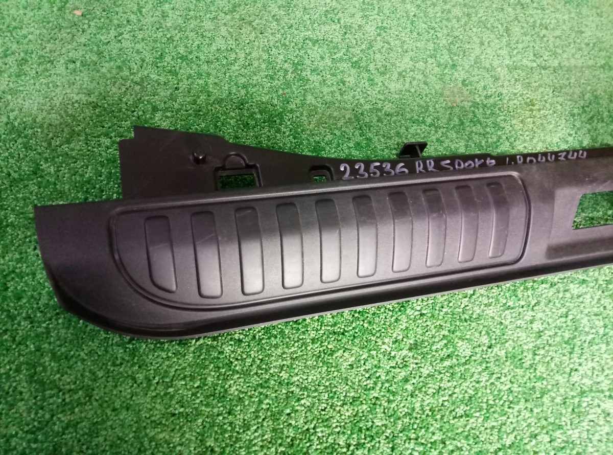 Накладка замка багажника Range Rover Sport  на Land Rover Range Rover Sport  (L320)