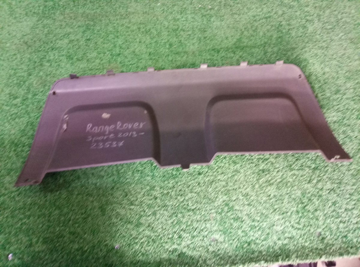 Накладка бампера заднего Range Rover Sport 2  на Land Rover Range Rover Sport  (L320)