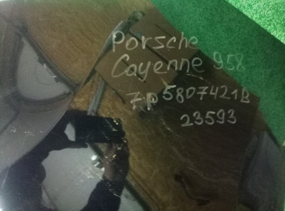 Бампер задний Porsche Cayenne 2010-2018 на Porsche Cayenne 958