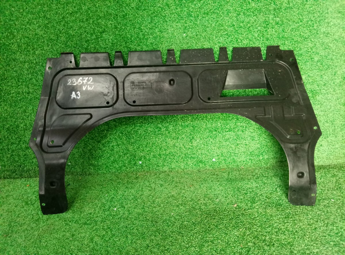 Защита двигателя передняя Volkswagen Polo 6R0825237D на Volkswagen Polo V