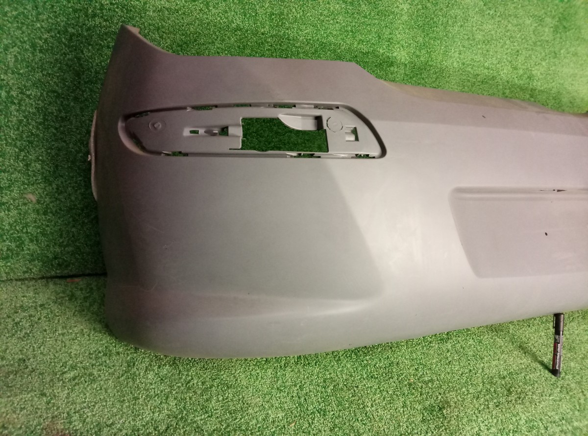 Задний бампер для Peugeot 308 2007-2011 на Peugeot 308