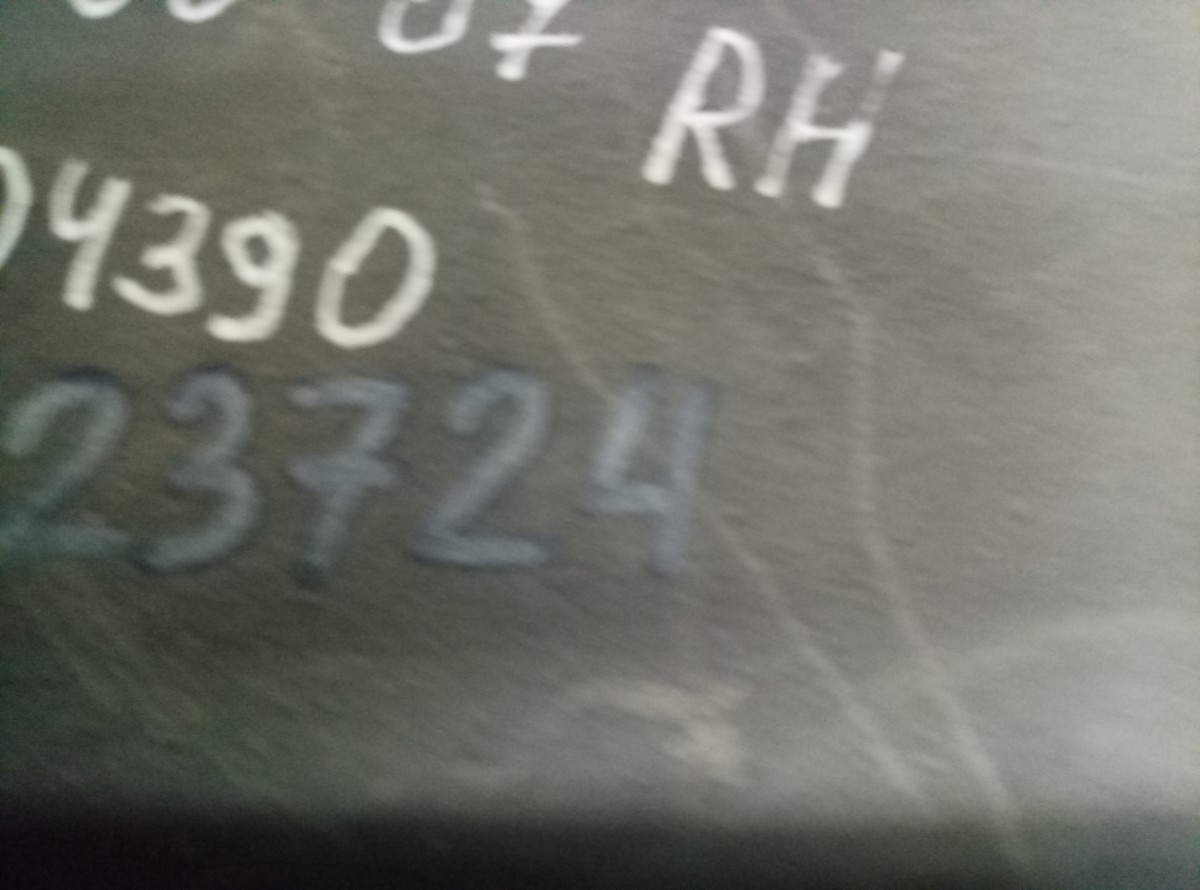 Обшивка багажника правая Subaru Impreza G11 на Subaru Impreza 