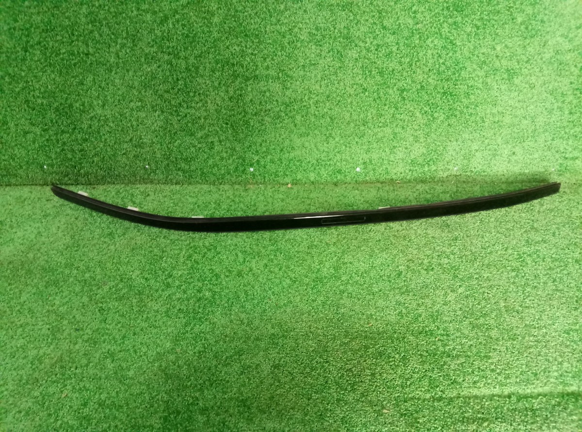 Молдинг крыши левый Mercedes W213 на Mercedes-Benz E-Class W212,S212,C207