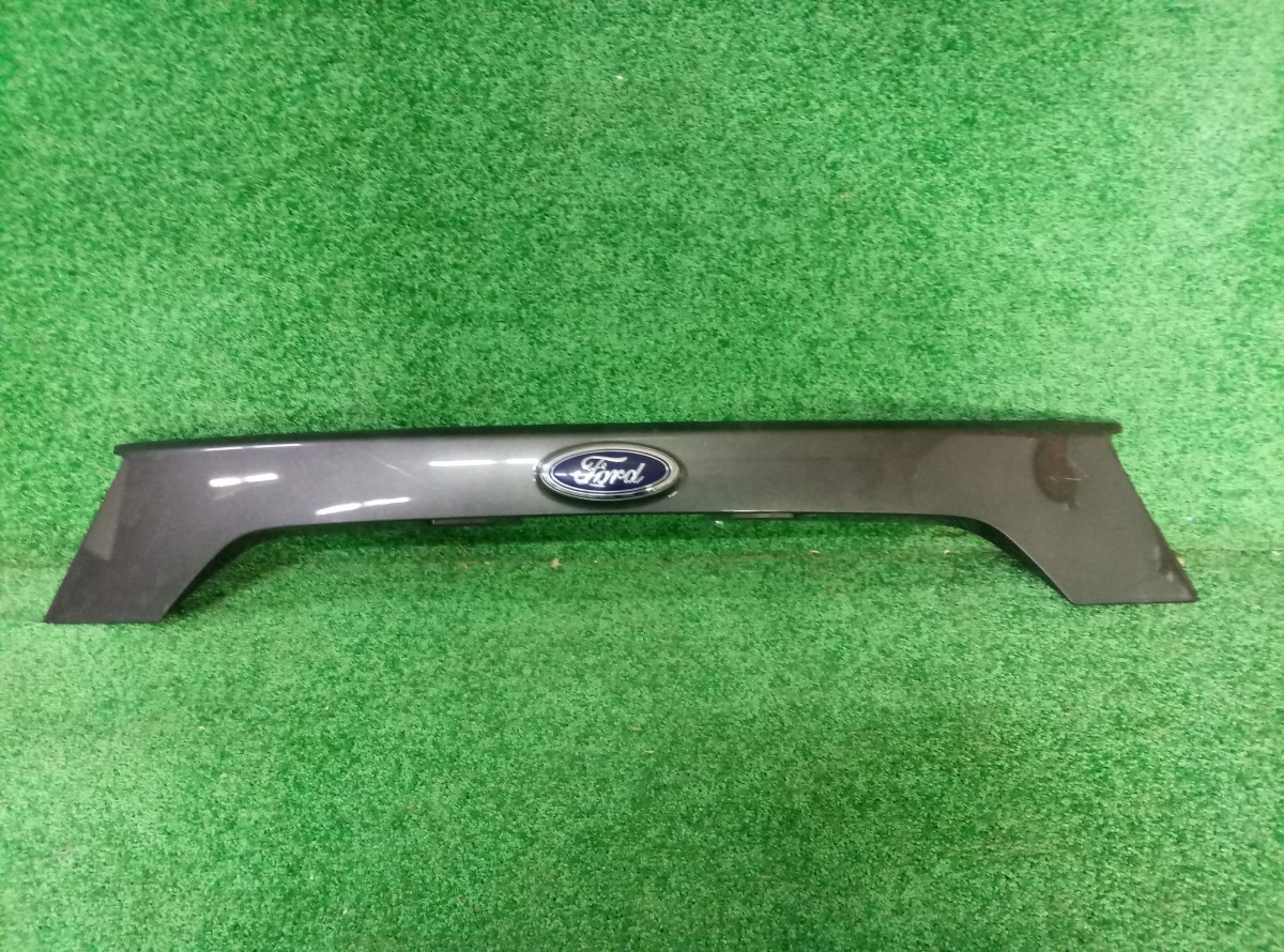 Накладка крышки багажника Ford Kuga 2016-2019  на Ford Kuga 