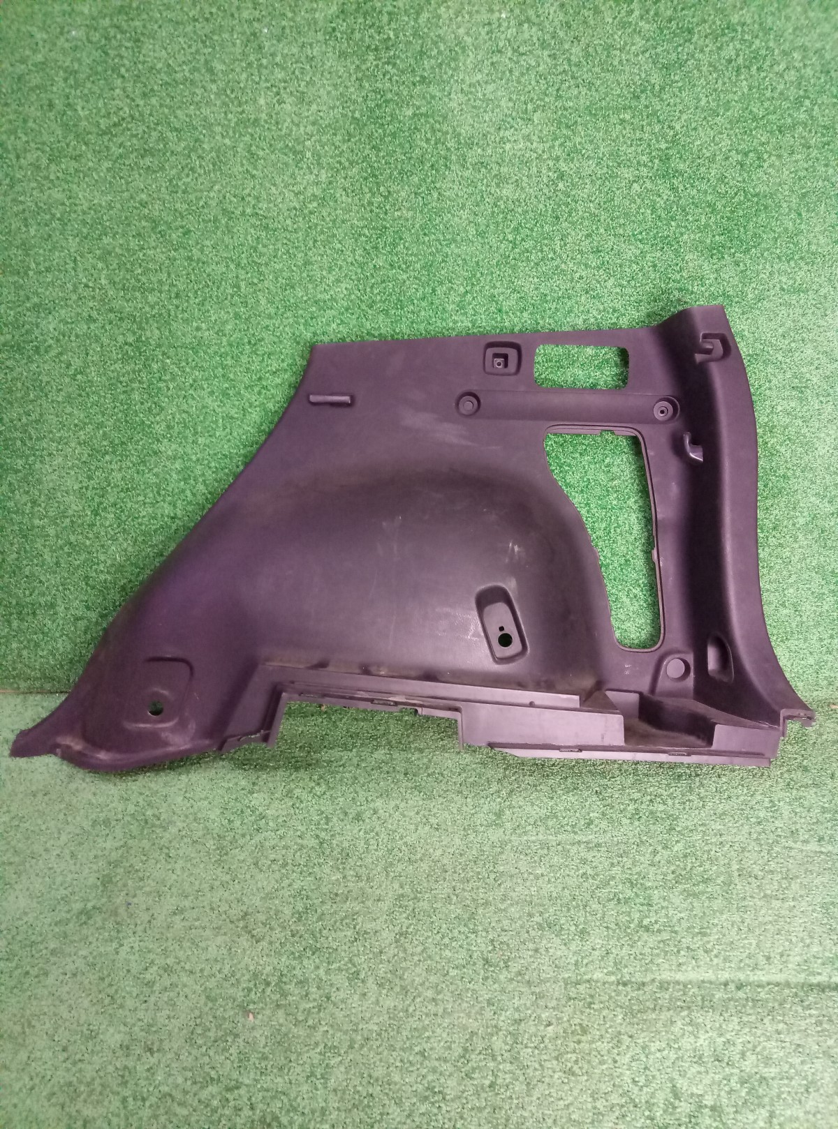 Обшивка багажника правая Toyota RAV 4 на Toyota RAV 4 (XA30)