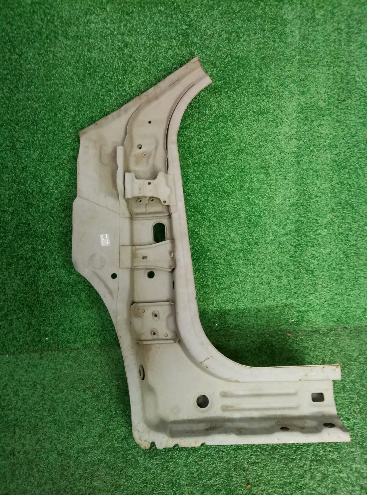 Порог со стойкой правый Hyundai Getz 2002-2011 на Hyundai Getz 