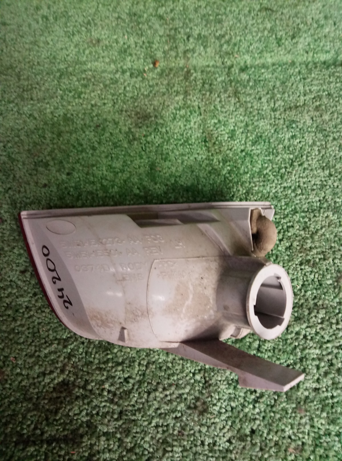Фонарь задний левый Ford Focus 2 2004-2008  на Ford Focus 2