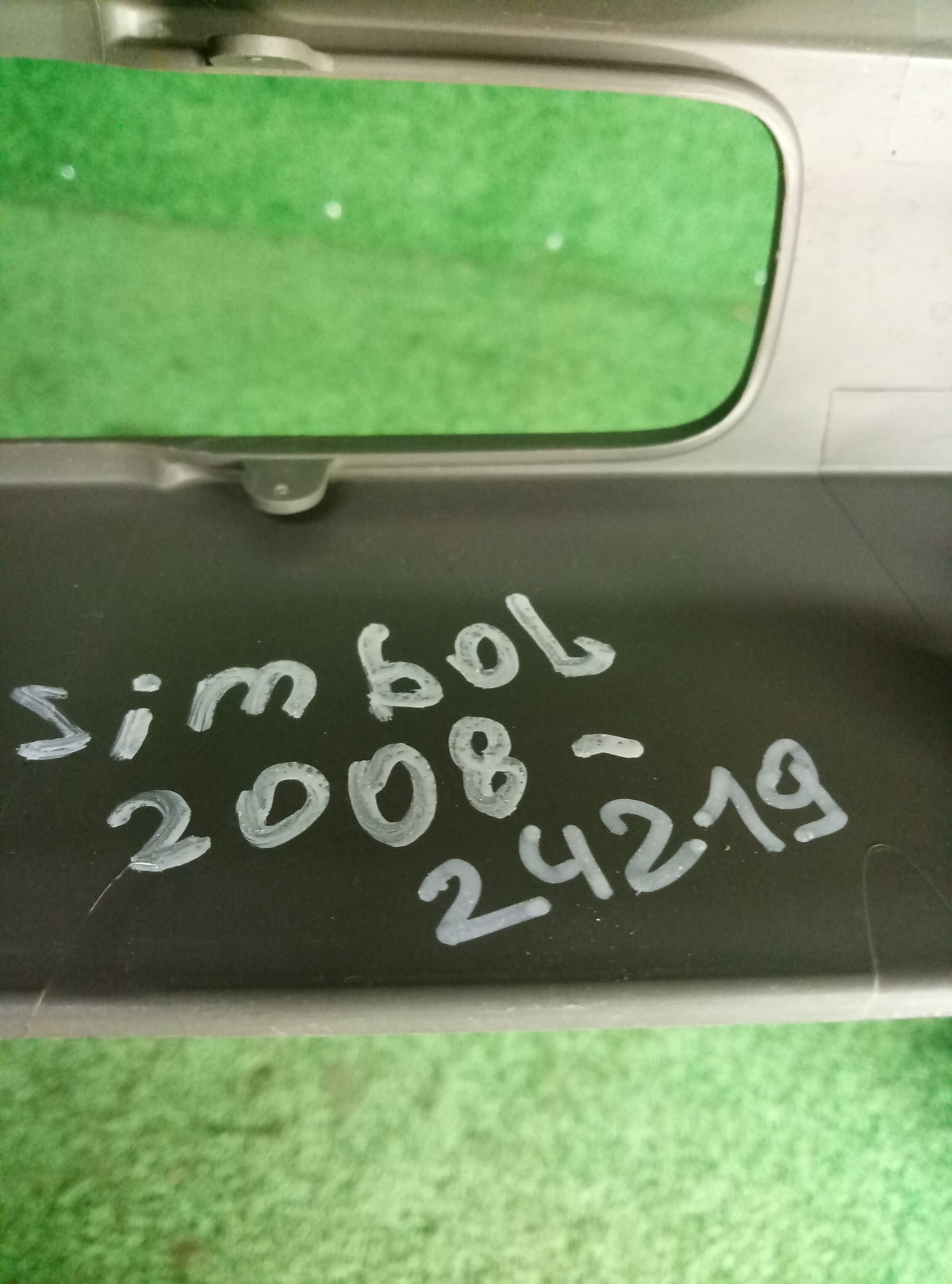 Накладка рычага ручного тормоза Renault Symbol 2008  на Renault Symbol 2