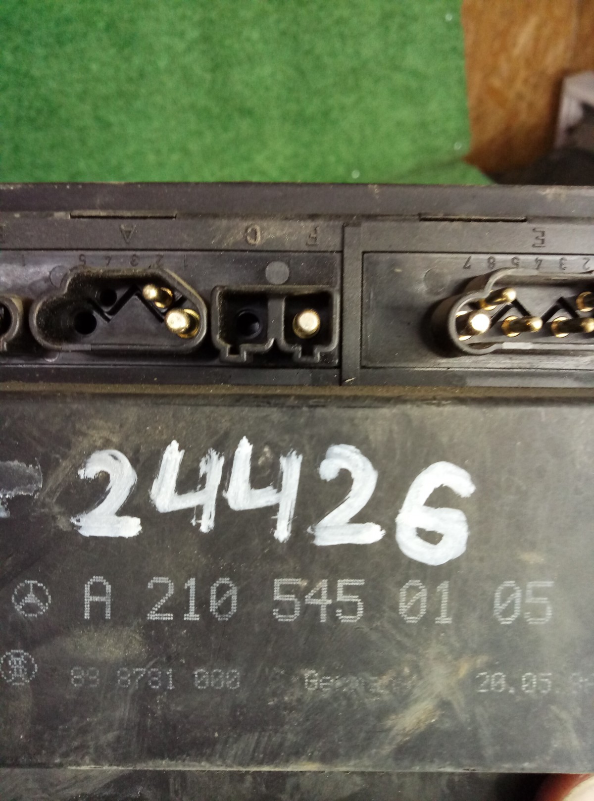 Блок комфорта Mercedes-Benz E-Class W210    A2105450105 на Mercedes-Benz E-Class (W210,S210)