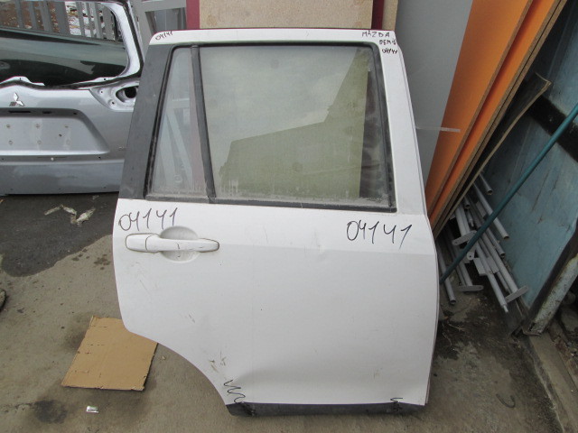 Дверь задняя правая Mazda Demio I (DW) 1997-2003 на Mazda Demio I (DW)