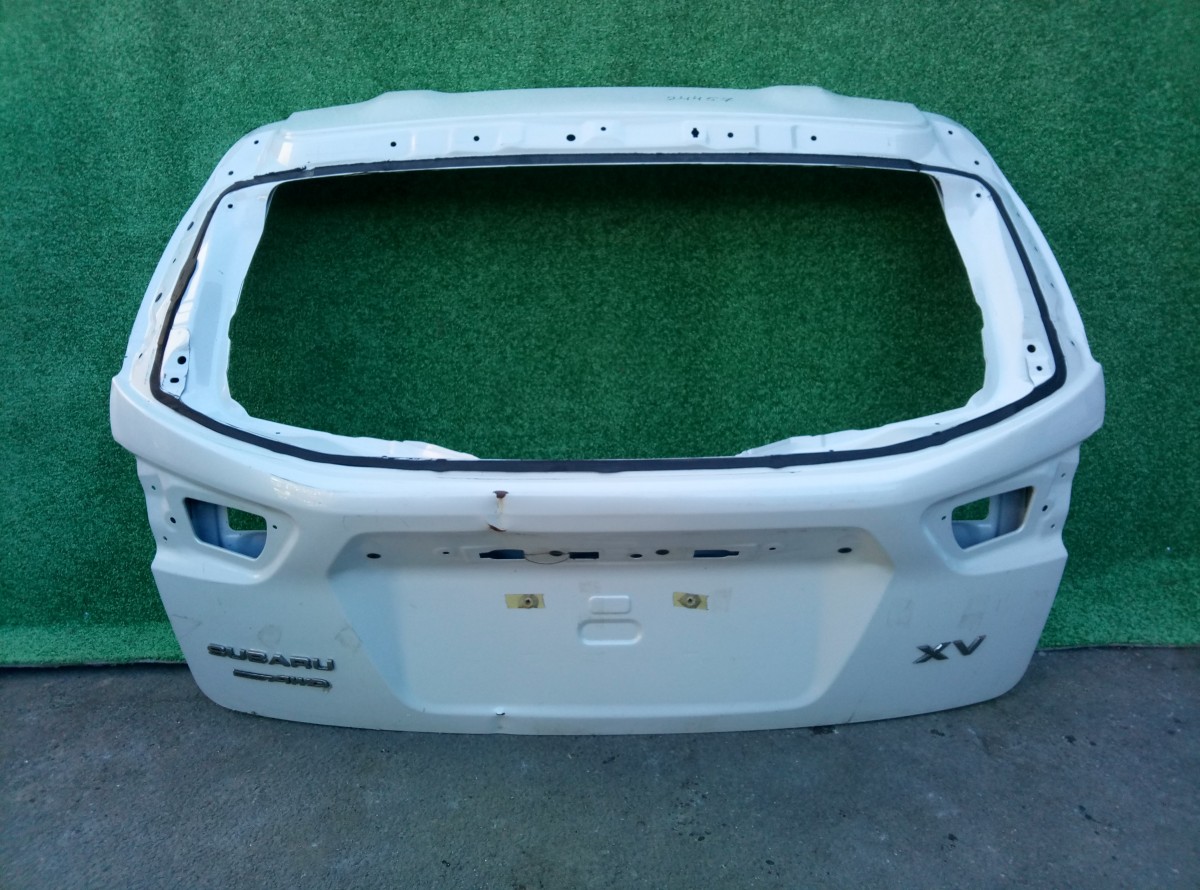 Дверь багажника Subaru XV2 на Subaru Impreza