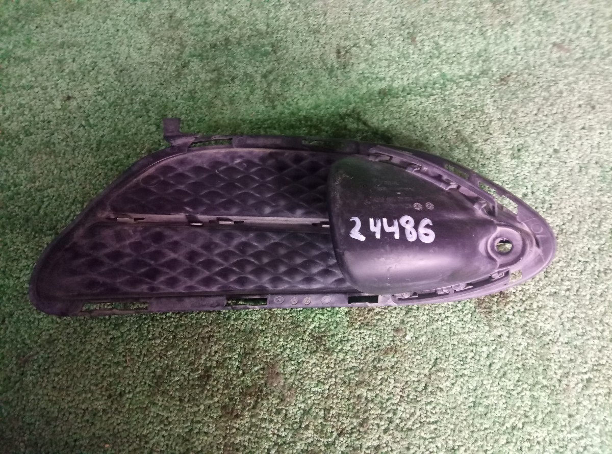 Заглушка ПТФ Mercedes W212 на Mercedes-Benz E-Class W212,S212,C207
