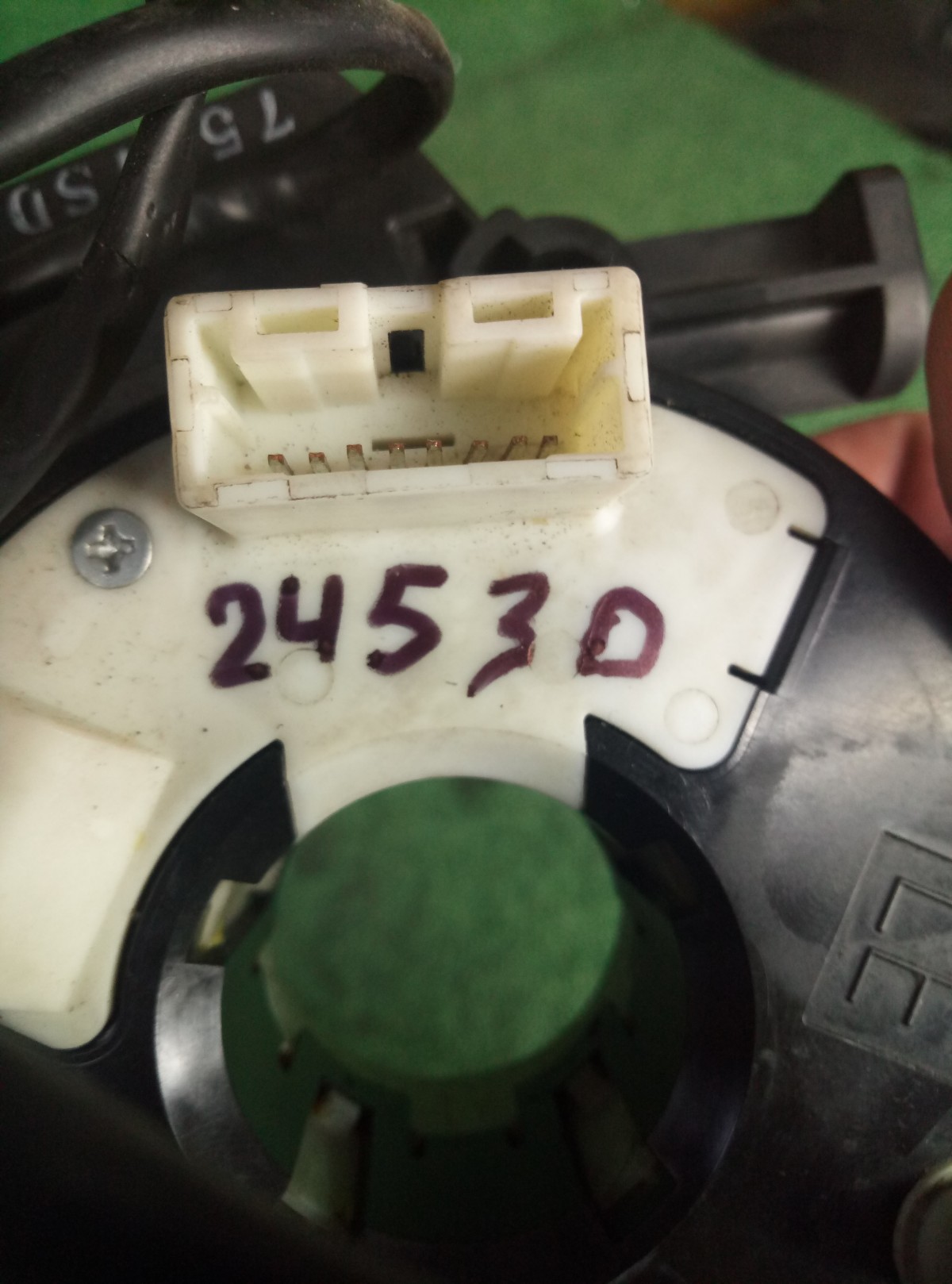 Шлейф руля Nissan Qashqai 2006-2013    7032906    25560JD003 на Nissan Qashqai J10