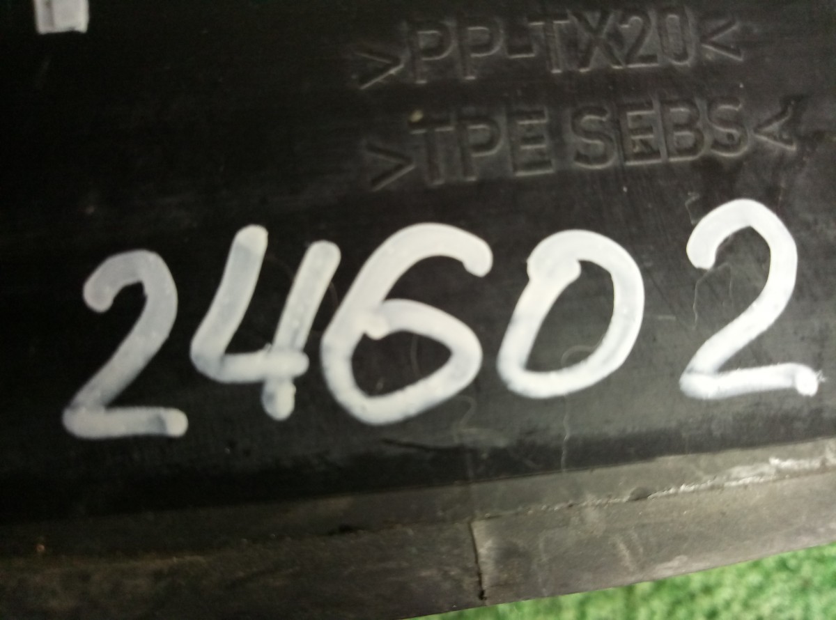 Решетка радиатора левая Bmw X5 E70 на BMW X5 E70