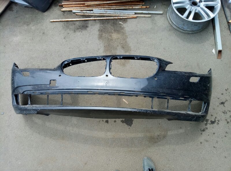 Бампер передний BMW 7-Series F01,F02,F04 2008-2012 на BMW 7-Series F01,F02,F04
