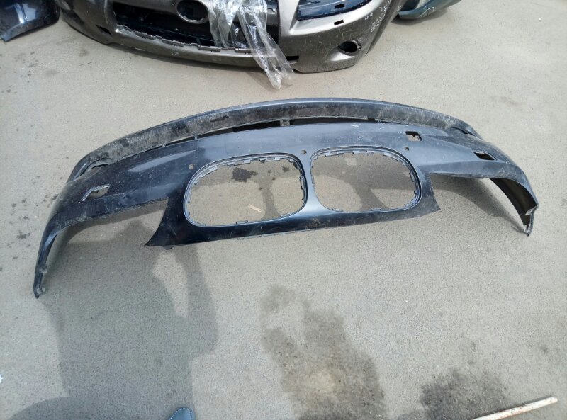 Бампер передний BMW 7-Series F01,F02,F04 2008-2012 на BMW 7-Series F01,F02,F04