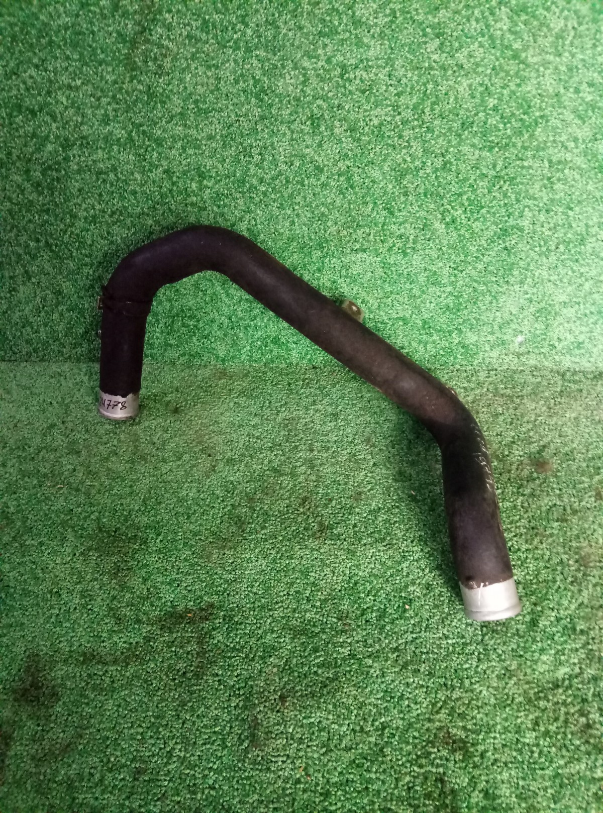 Шланг водяной Kia Ceed  на Kia Ceed (ED)