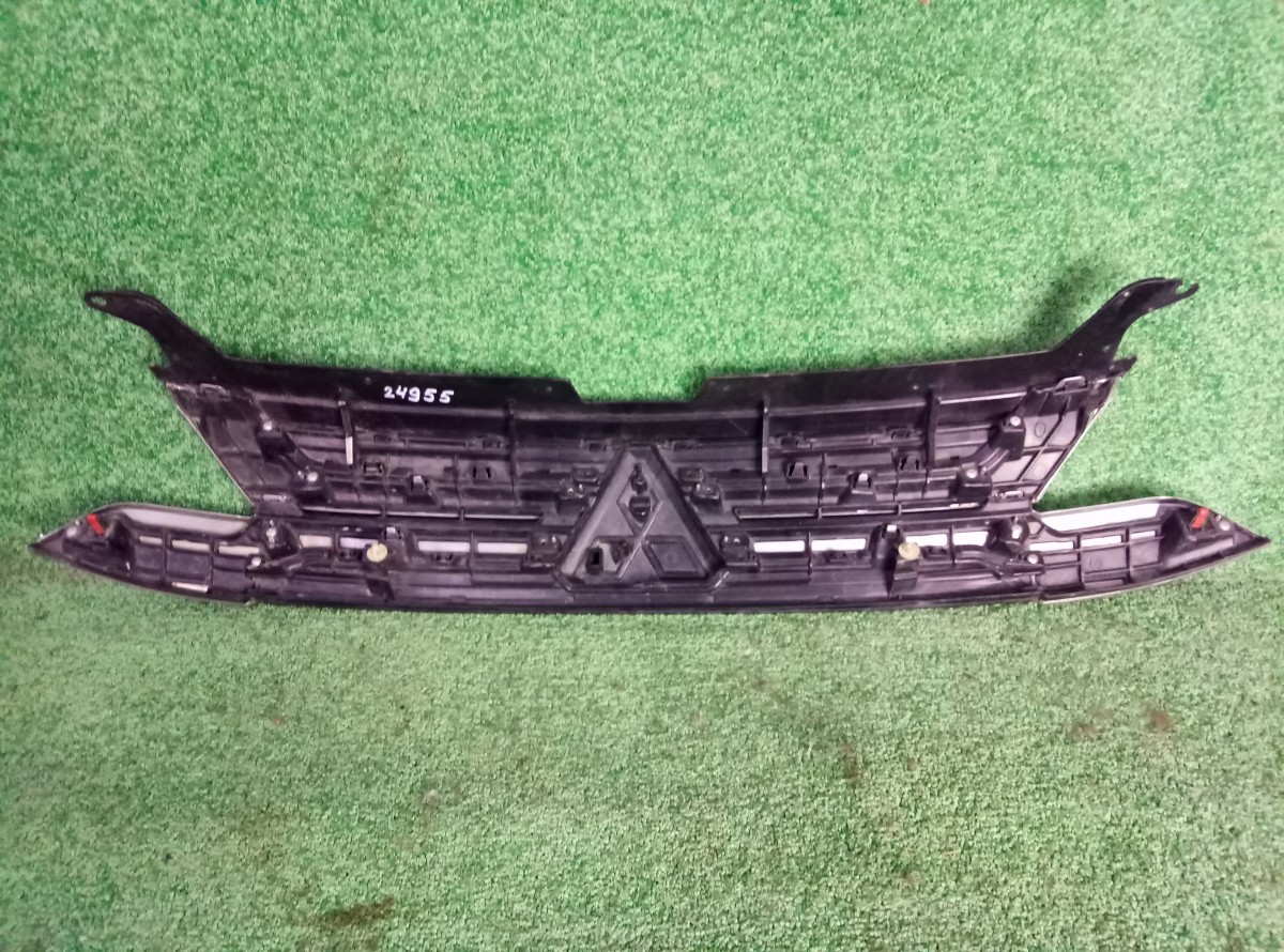 Решетка радиатора Mitsubishi Outlander 3 на Mitsubishi Outlander 3