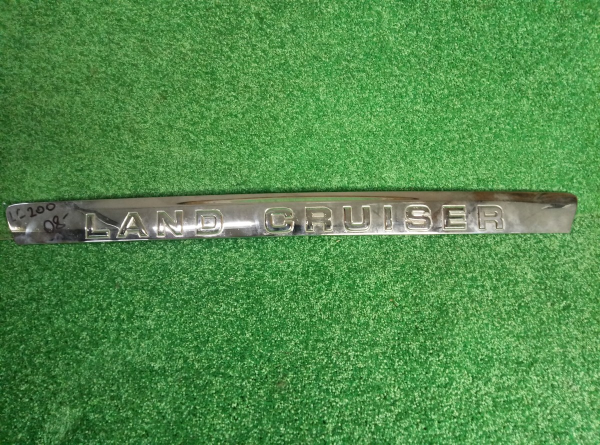 Накладка двери багажника Toyota Land Cruiser 200 на Toyota Land Cruiser 200