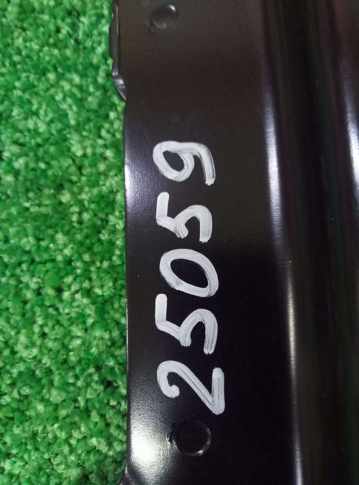 Панель Land Rover lr075363 на Land Rover Discovery 3