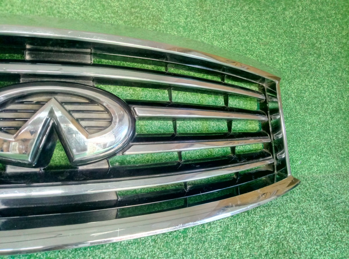 Решетка радиатора Infiniti Jx35 L50    623103JA0A на Audi Q5 8R
