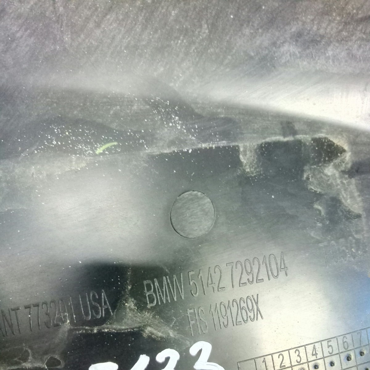 Обшивка двери задней правой BMW X5 F15 на BMW X5 F15