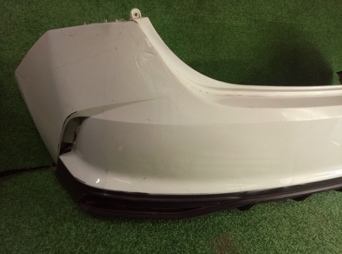 Бампер задний Hyundai Solaris 2 86611H5500 на Hyundai Solaris 